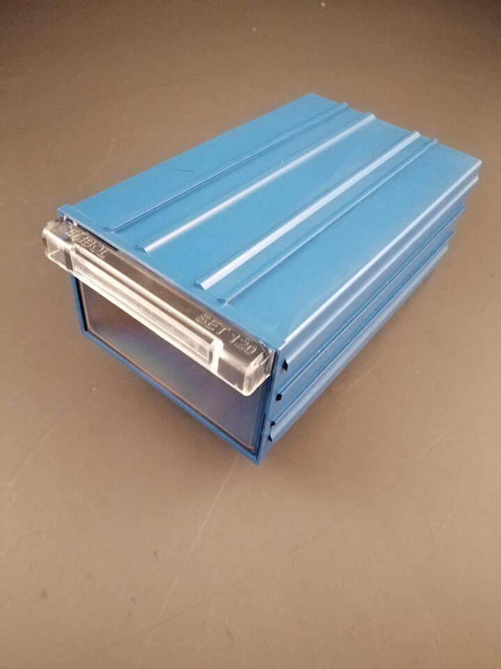 PLASTİK ÇEKMECELİ KUTU 120