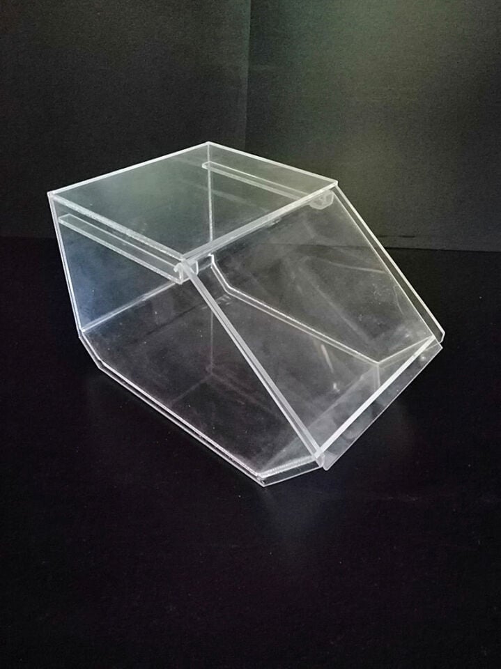 PLEKSİ ŞEKERLEME KUTUSU E:18.5 D:27.5 H:17CM 4MM ŞEFFAF