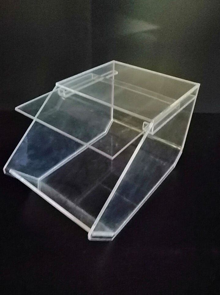 PLEKSİ ŞEKERLEME KUTUSU E:18.5 D:27.5 H:17CM 4MM ŞEFFAF