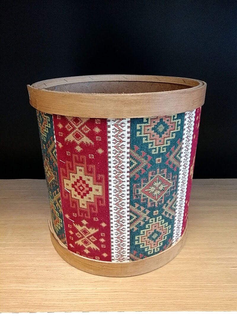 AHŞAP BİDON  Bakliyat Kovası ÇAP:30CM H:30CM KUMAŞ KAPLAMA Bakliyat Teşhir Kova Stand