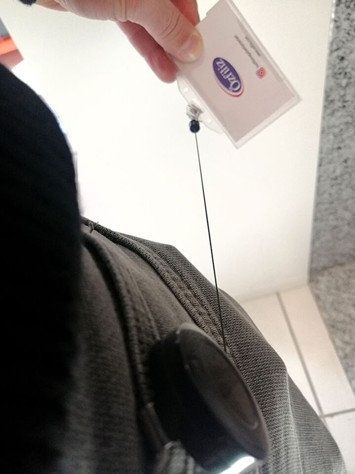 KİMLİK TAŞIYICI YOYO Kimlik İpi Çekmeli Yoyo Mekanizmalı Makara Yoyo