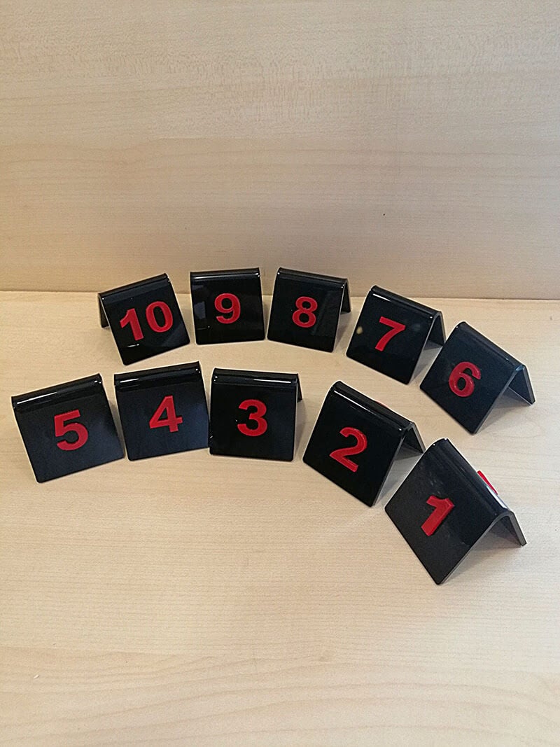 MASA NO 50X50MM (10 LU PAKET) SİYAH-KIRMIZI (288) Masa Numaraları, Pleksi Numeratörler, Çift Taraflı Numaralar, Pleksi Numara Takımı