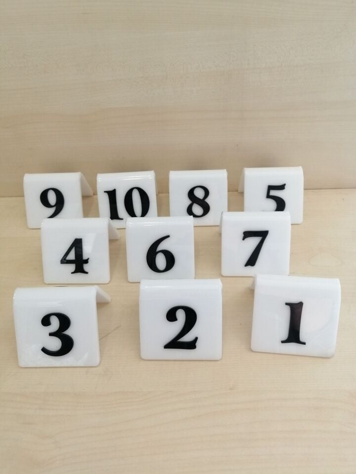 MASA NO 70X70MM(10 LU PAKET) BEYAZ-SİYAH Masa Numaraları, Pleksi Numeratörler, Çift Taraflı Numaralar, Pleksi Numara Takımı