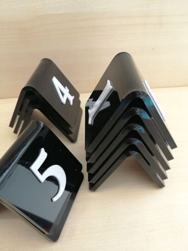MASA NO 70X70MM(10 LU PAKET) SİYAH-BEYAZ Masa Numaraları, Pleksi Numeratörler, Çift Taraflı Numaralar, Pleksi Numara Takımı