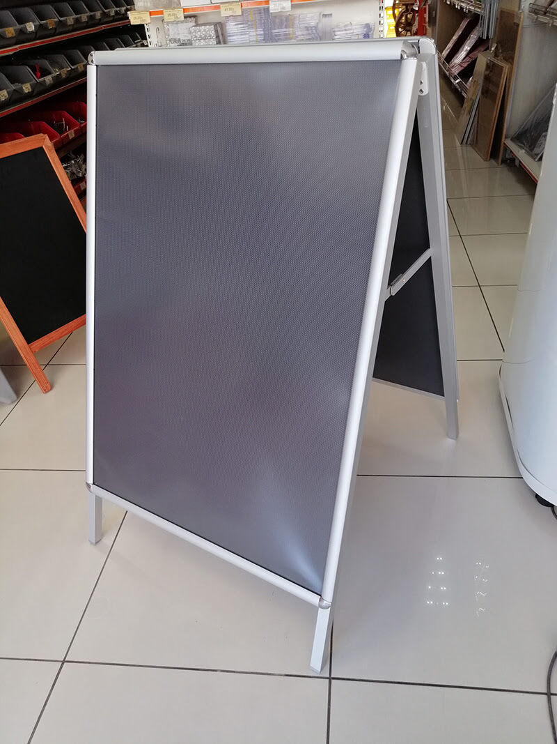 ALÜMİNYUM A PANO (70X100CM) Kenarları Açılır Çerçeve Afiş Çerçevesi Ayaklı Alüminyum Gri Pano