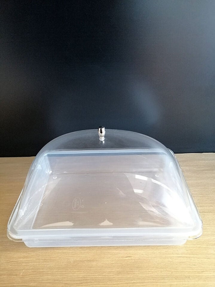 KV KÜVET KAPAKLI 36X27XH:18CM PLEKSİ KAPAK NO:4 Şeffaf Mika Ürün Teşhir ve Saklama Tepsisi Küveti, Dikdörtgen Ürün Teşhir Kapaklı Küvet