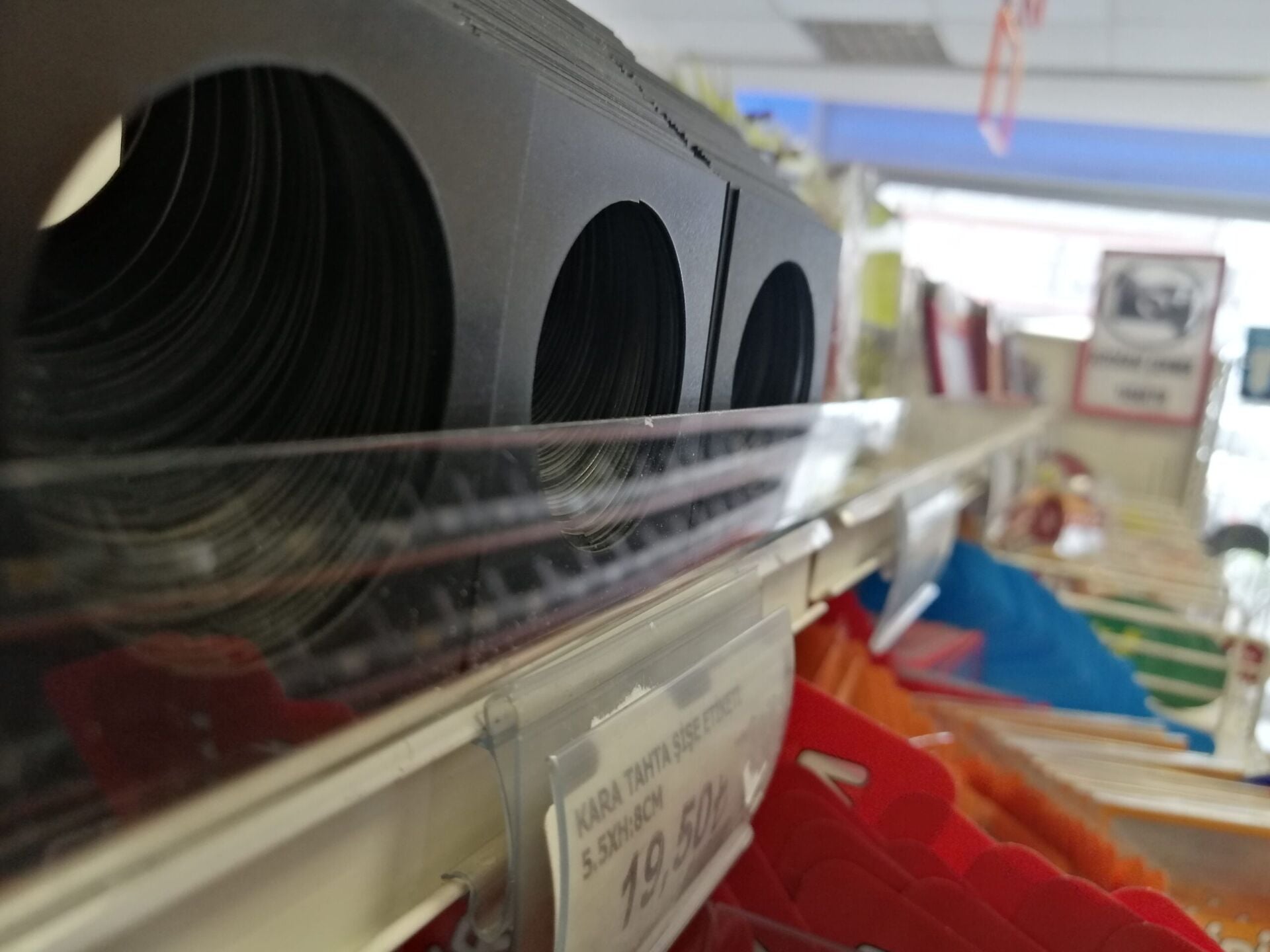 ÖN SİPER PVC 25X25MM 1 METRE Raf Önü Pvc Tutucu Siper, Ürünler için Siperlik, Raf Önü Ürün Tutucu Siperlik