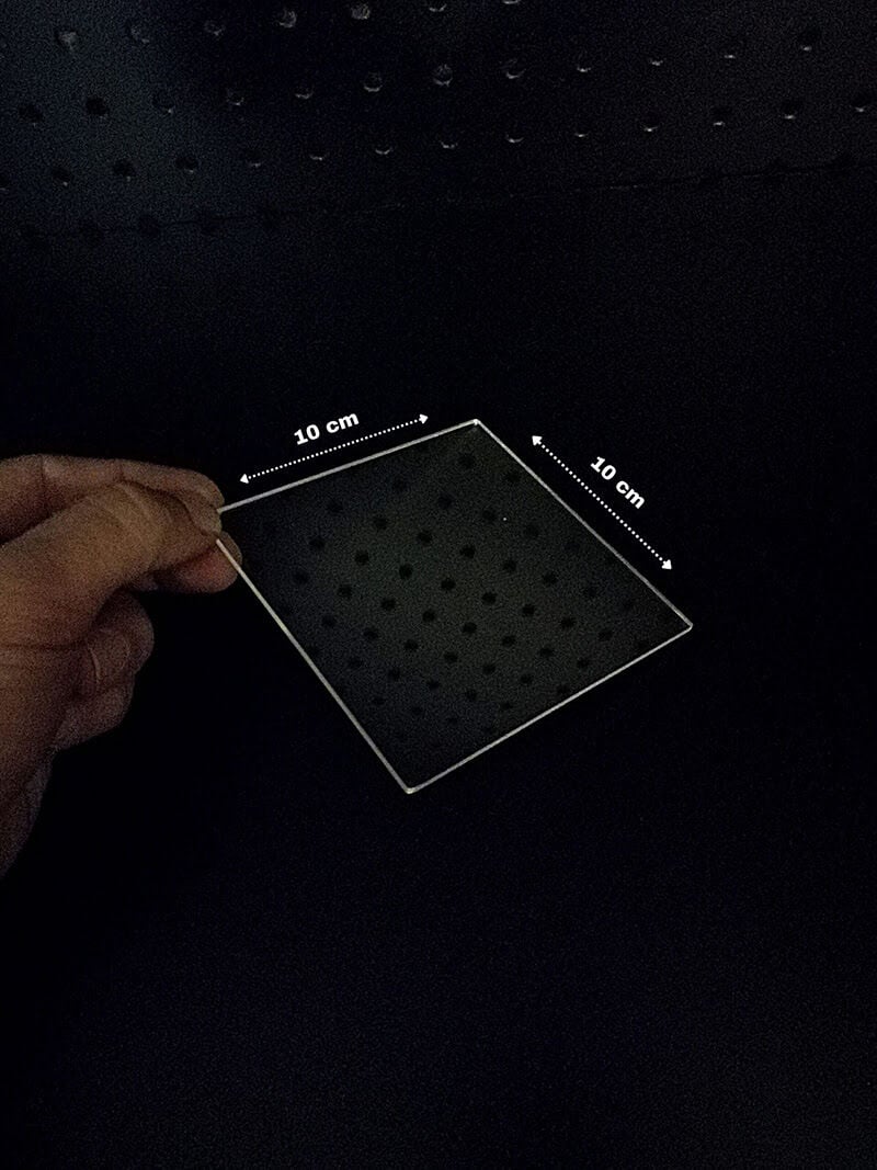 PLEKSİ ETİKET ŞEFFAF  (10 x 10cm)