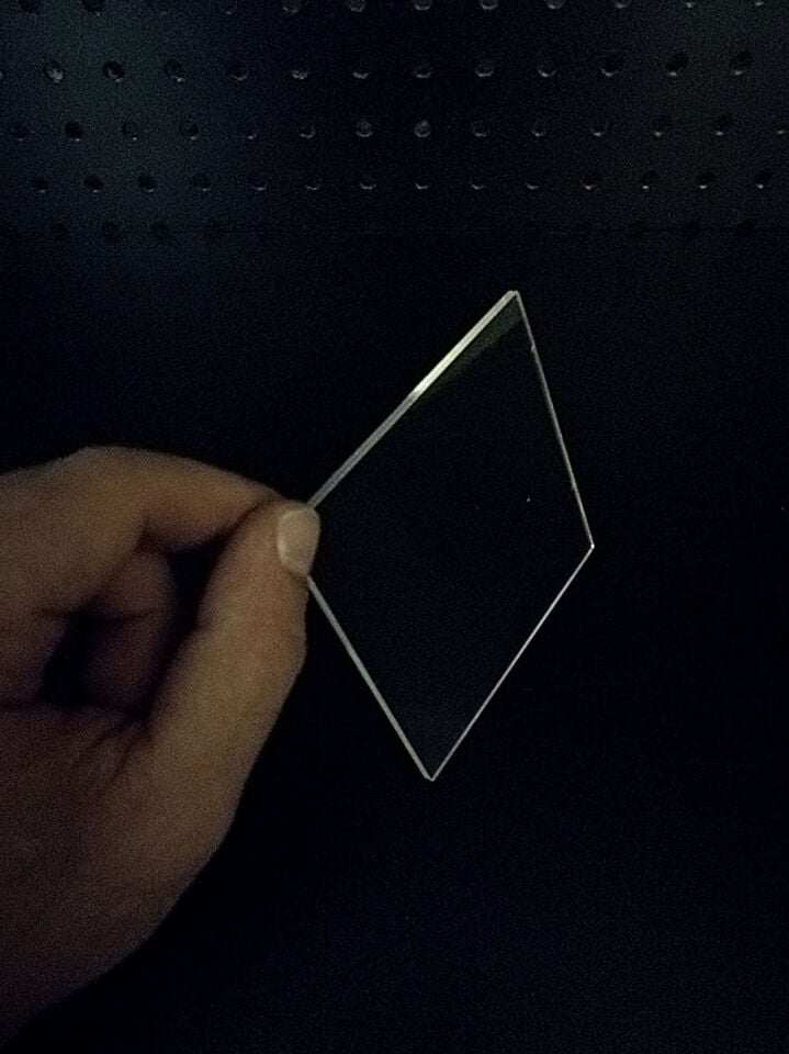 PLEKSİ ETİKET ŞEFFAF  (10 x 10cm)