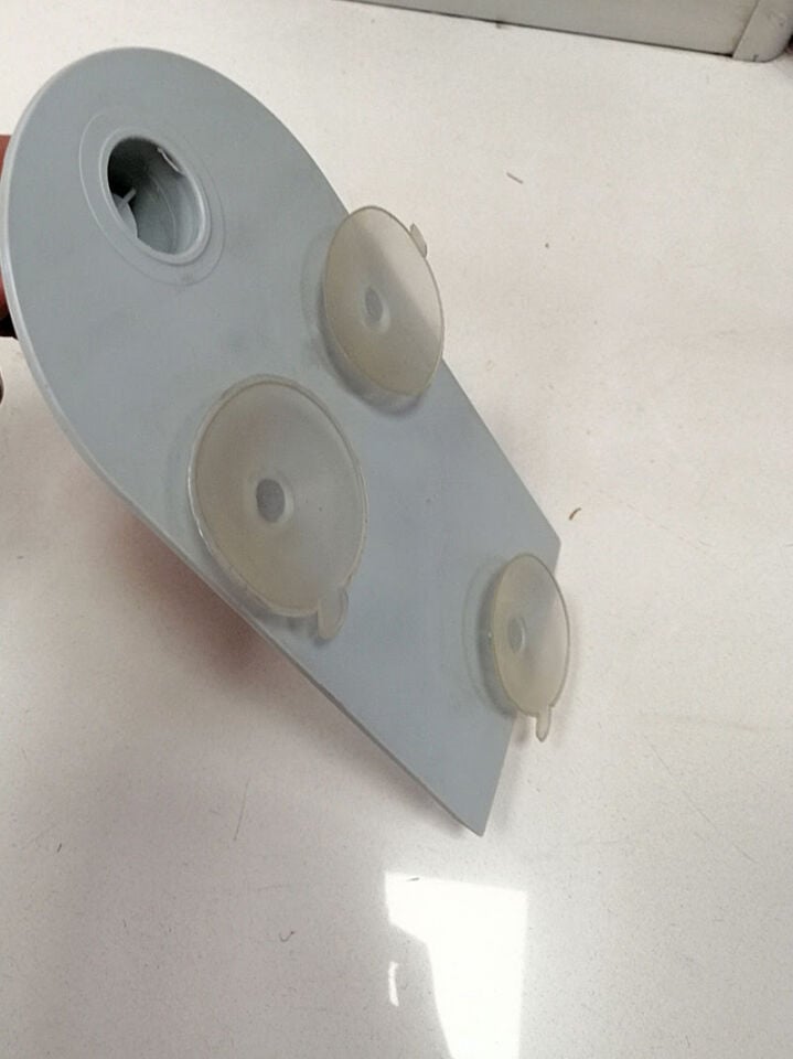 ÇERÇEVE TAŞIYICI PLASTİK TABAN VANTUZLU  Taban Bilgilendirme Çerçeve Taşımak için Yapışan Taban Vantuzlu