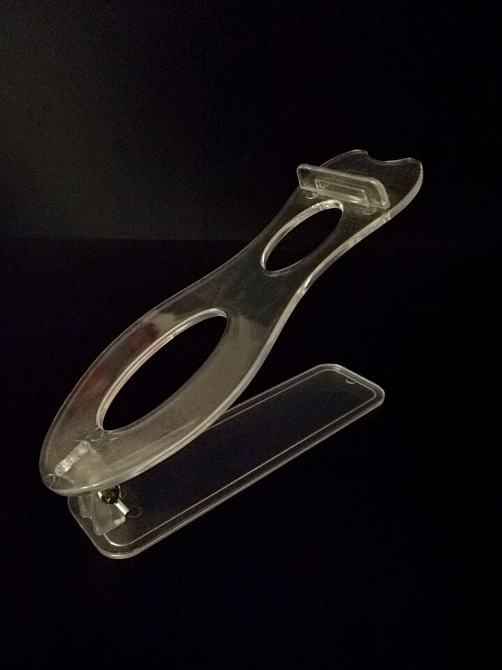 AYARLI AYAKKABILIK. ŞEFFAF (V-07) Ayarlanabilir Ayakkabı Standı Yükseltilebilir Stand Şeffaf Ayakkabılık Teşhir Ürünü