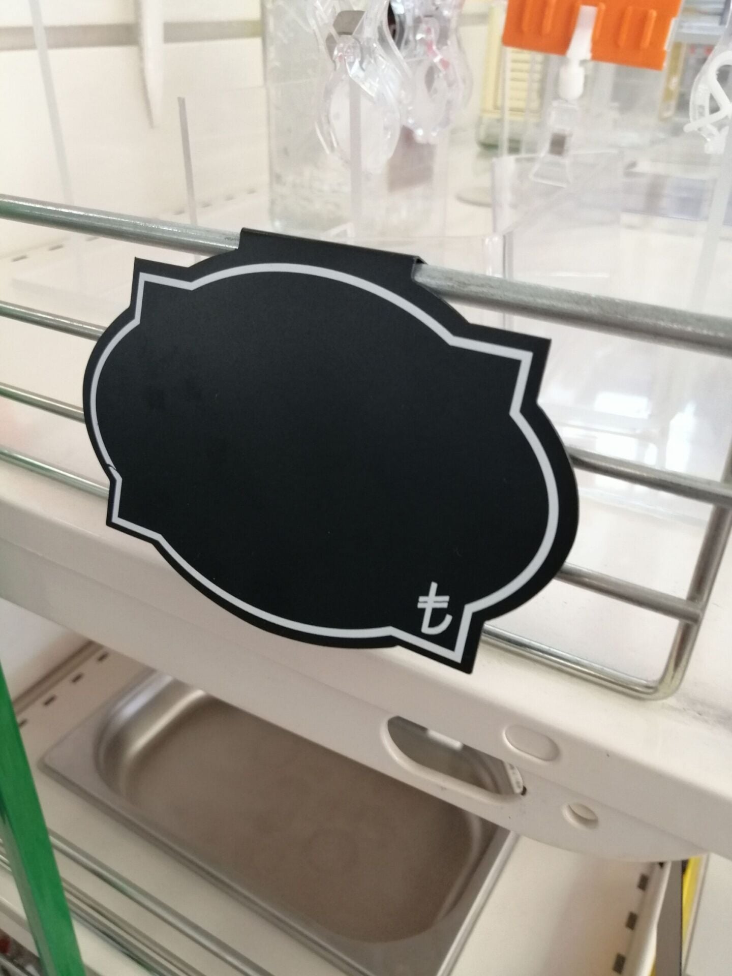 KARA TAHTA (12cm x H:8cm) GEÇME STANDART 1646 Silinebilir Dekoratif Etiket ve Etiketlik PVC Siyah Etiket