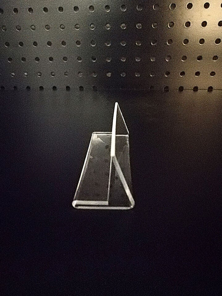 PLEKSİ ETİKETLİK YAN ARKAYA AÇILI (10,5cm x H:3,5cm)