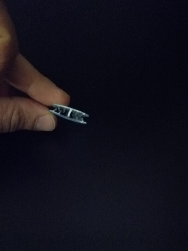 PVC KISKAÇ H GRİP 25MM ÇİFT TARAFLI ETİKET TUTUCU