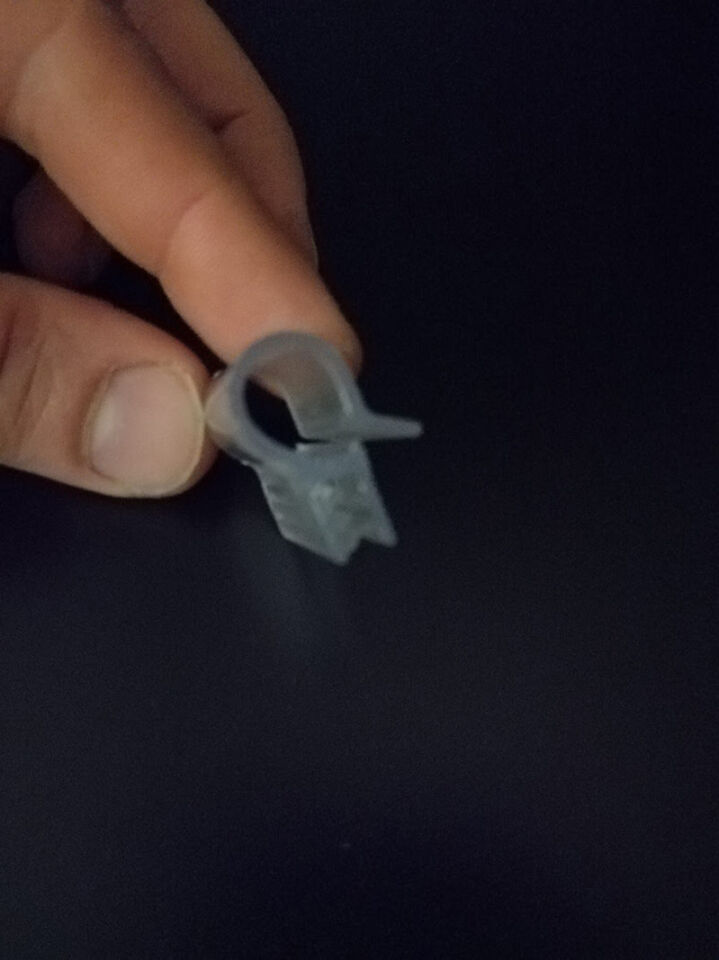 PVC KISKAÇ 10MM TELE GEÇME HAREKETLİ